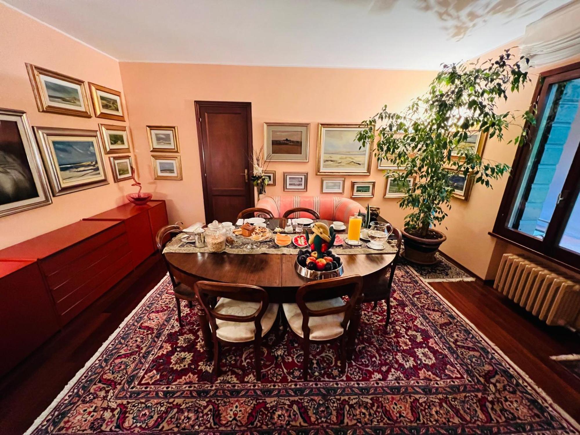 Bed and Breakfast Opera Deluxe Равенна Экстерьер фото